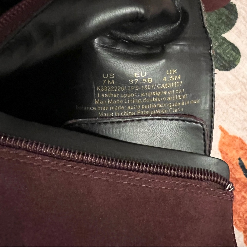New w/ tags DKNY purple suede ankle boots - Picture 4 of 4